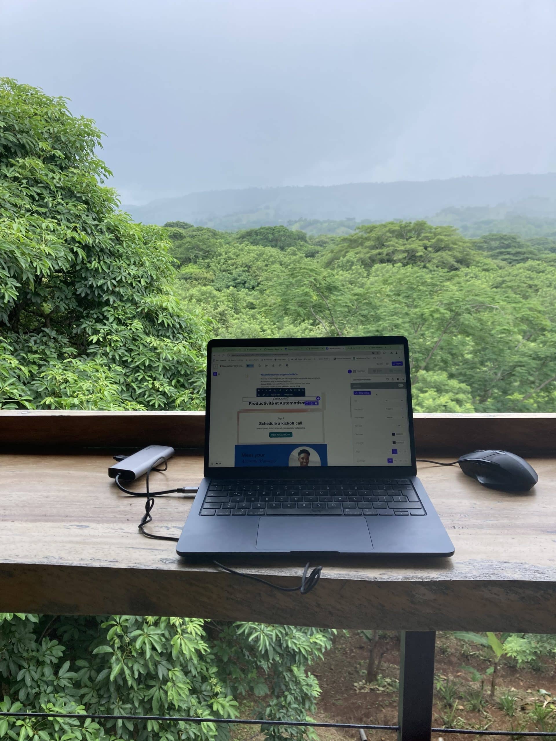 Laptop with Nicaragua's landscape behind